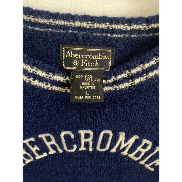 Vintage Abercrombie & Fitch 100% Shetland Wool Navy Blue Logo Sweater Large - Picture 2 of 5
